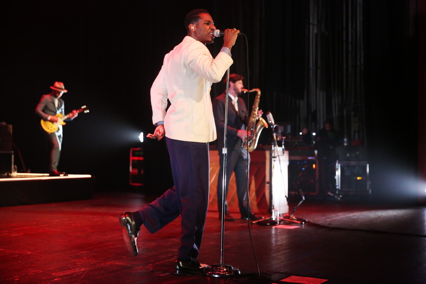 14 Leon Bridges Fans On Why They Love His Soulful Sound
