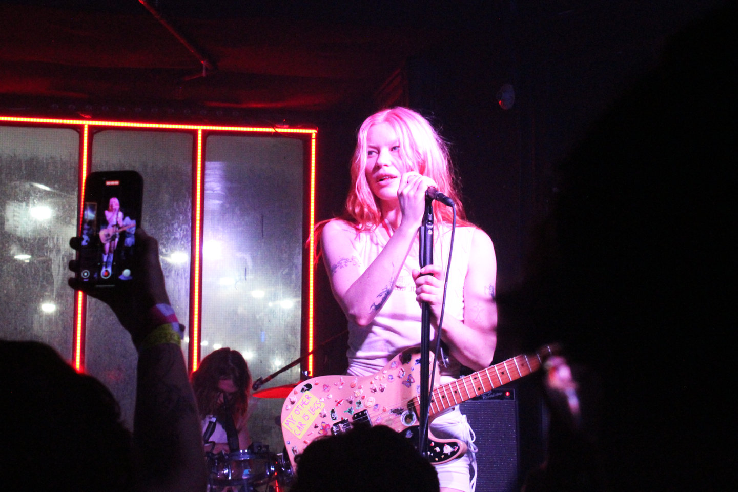 Everyone was horny at Wet Leg’s sweaty Brooklyn show